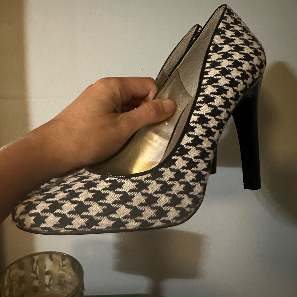 The Limited Black and White Houndstooth Heels